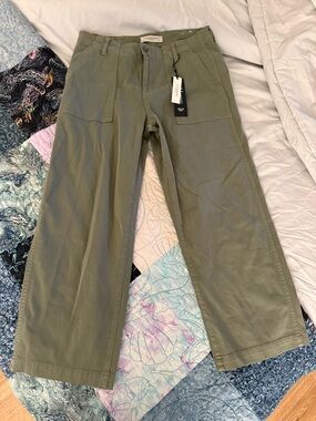 NWT Liverpool Los Angeles Wide Leg Crop Pants